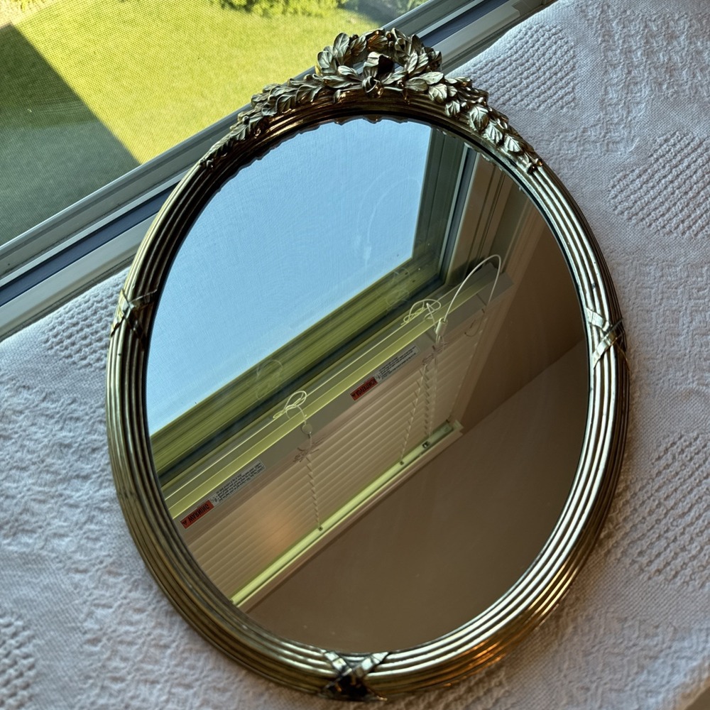 VTG '83 Syroco Homco #2143 Oval Wall Mirror Metallic Gold Finish 19.5" Tall FLAW